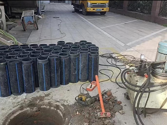 天津PE置换管厂家 DN315置换管 非开挖管短管置换